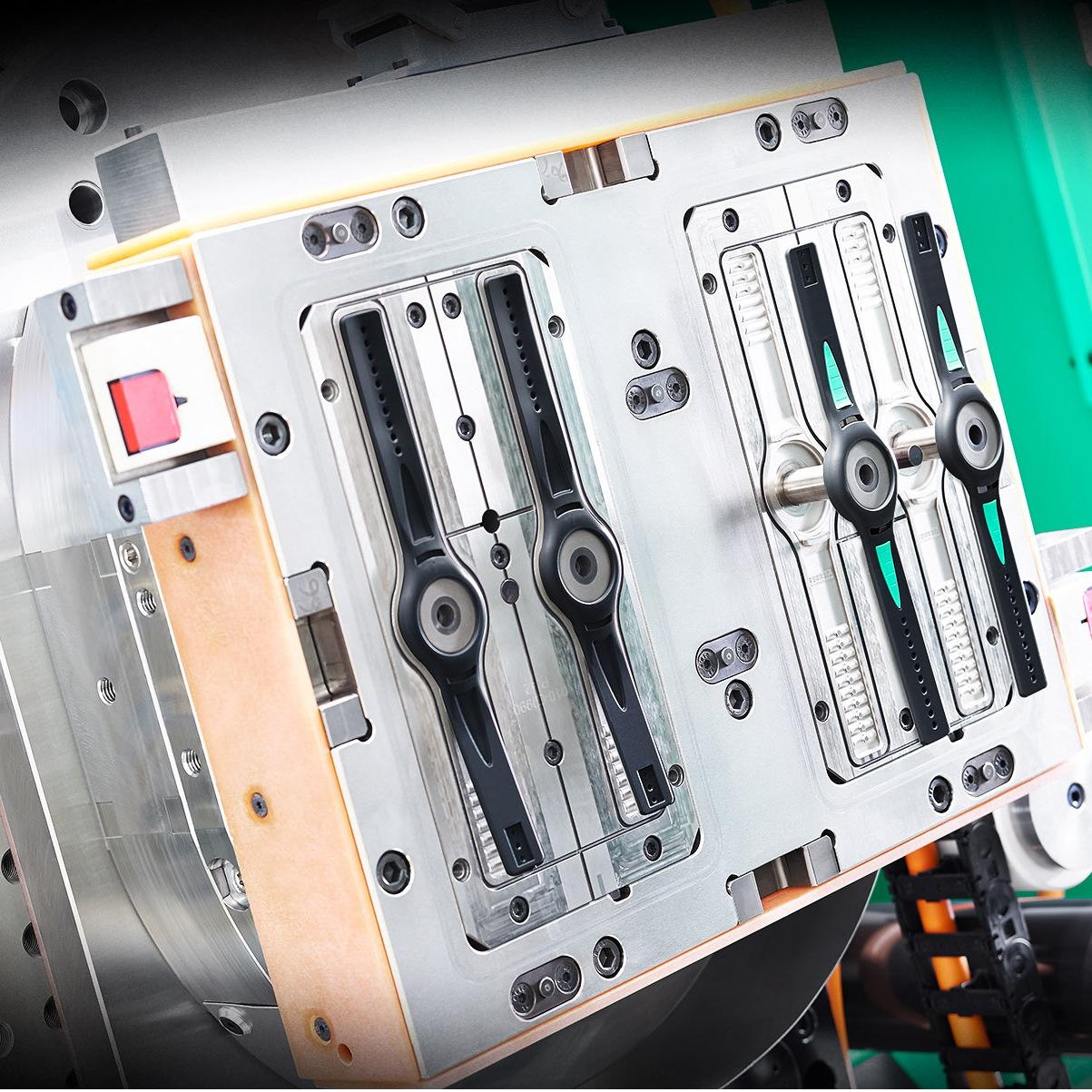 搪膠模具電鍍工藝的優(yōu)缺點